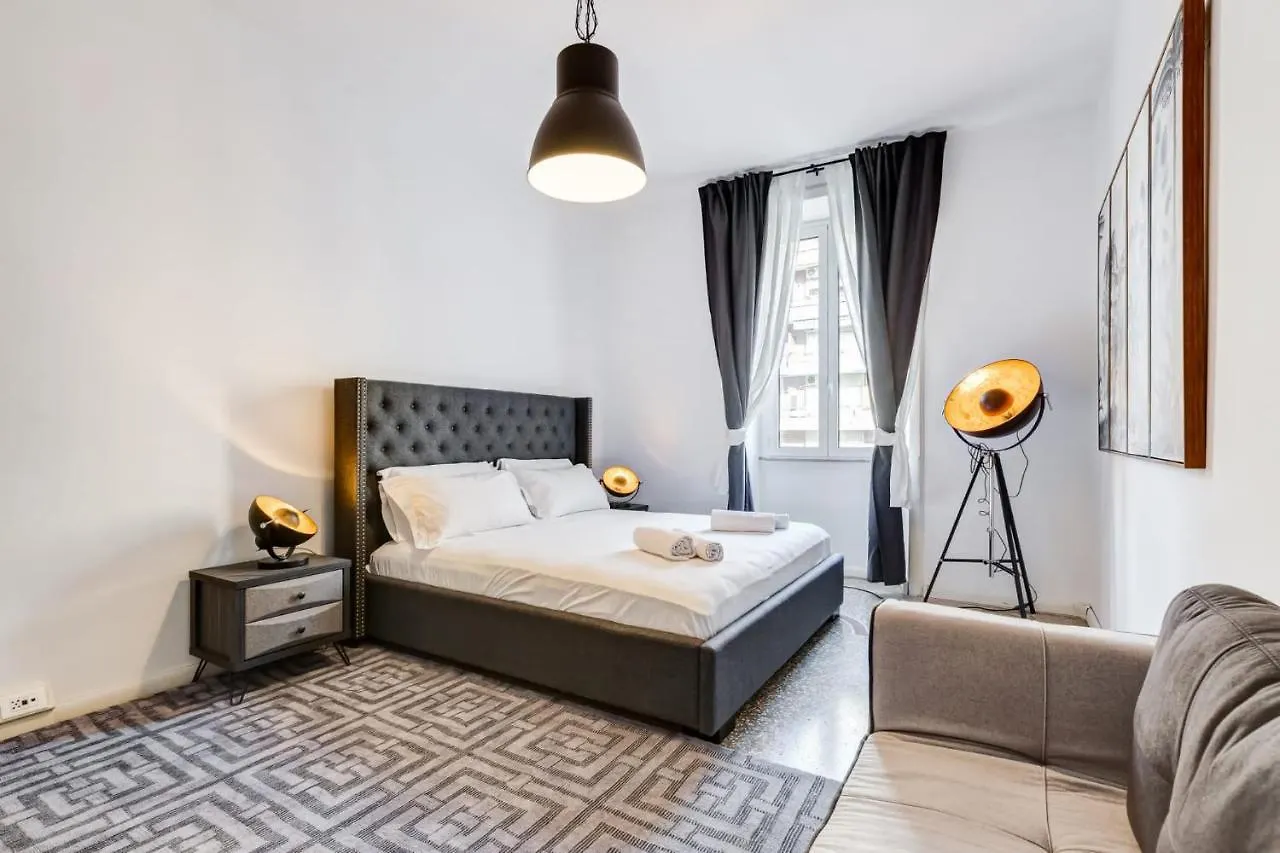 Re Di Roma Guest House contacts