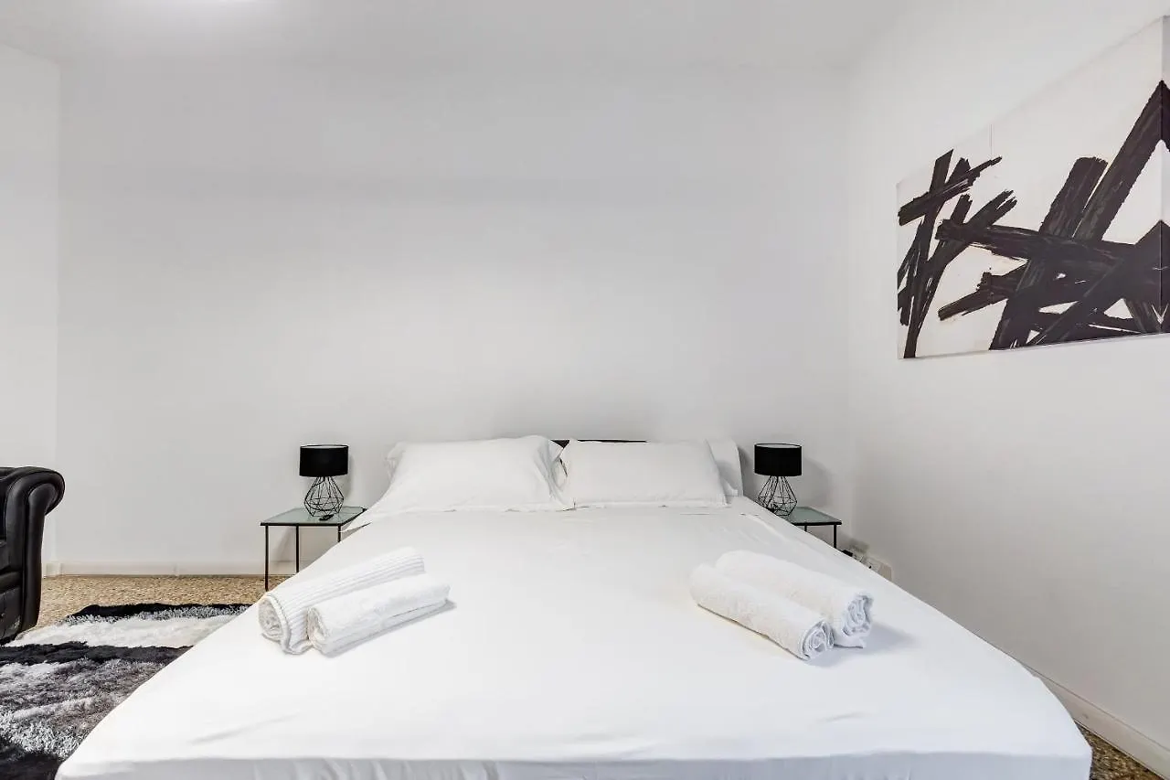 Re Di Roma Guest House Italy
